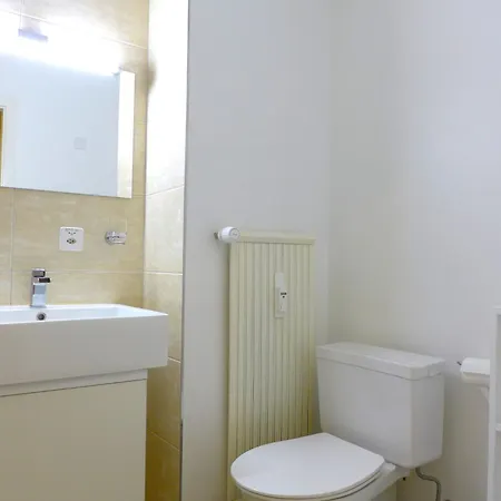 Les Choucas B 28 By Interhome *